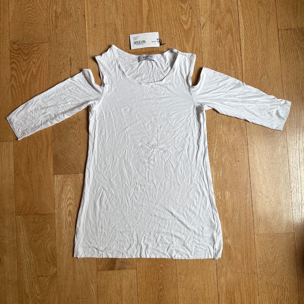 Bailey 44 - NWOT - Deneuve Cold Shoulder Cutout Top - White - Size Medium